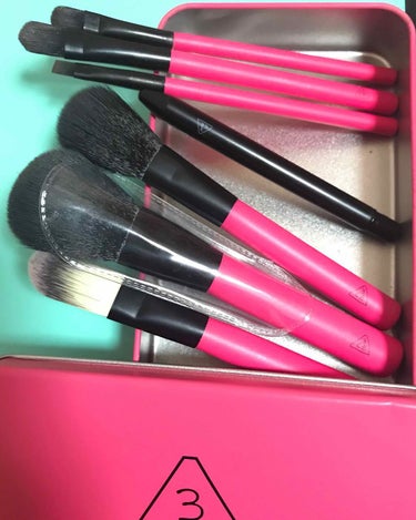 3CE MINI MAKEUP BRUSH KIT/3CE/メイクブラシを使ったクチコミ（1枚目）