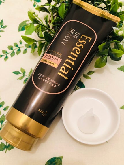 THE BEAUTY 髪のキメ美容プレミアムトリートメント<モイストリペアプレミアム>/エッセンシャル/洗い流すヘアトリートメントを使ったクチコミ(4枚目)