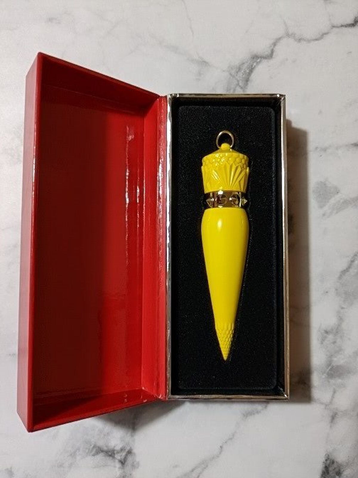 ソーグロウ リップカラー/クリスチャン ルブタン/口紅を使ったクチコミ(2枚目)