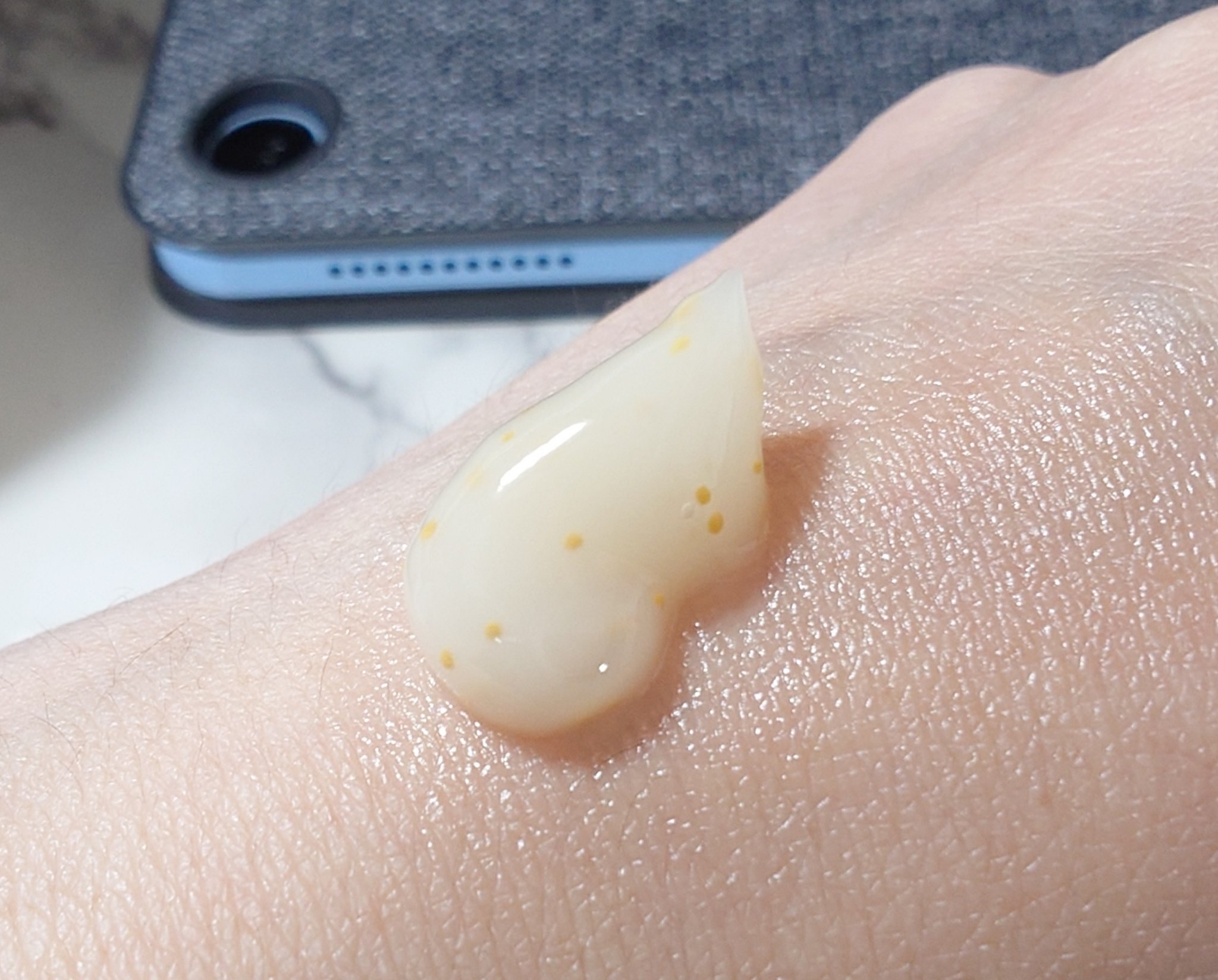 ビタバランス オールインワンジュレ/.akaran/オールインワン化粧品を使ったクチコミ（2枚目）