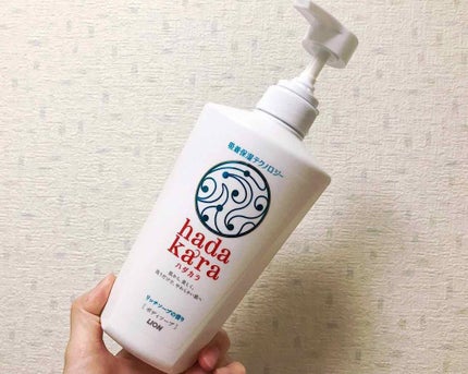 hadakara hadakara ボディソープ リッチソープの香りのクチコミ「アトピー肌が合わなかった
ボディソープのお話❌
LIONから出ているhadakara(ハダ.....」(2枚目)