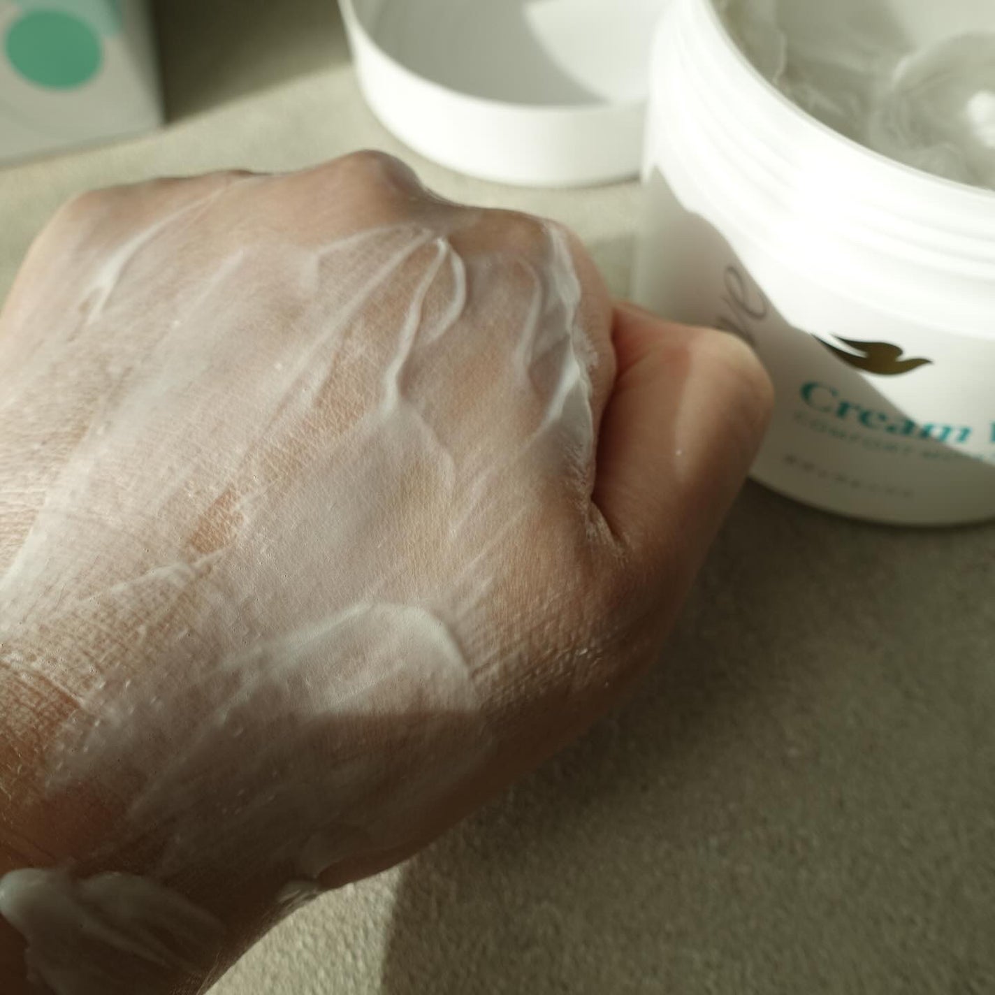 ダヴ クリームボディウォッシュ コンフォートモイスチャー/ダヴ/ボディソープを使ったクチコミ(8枚目)