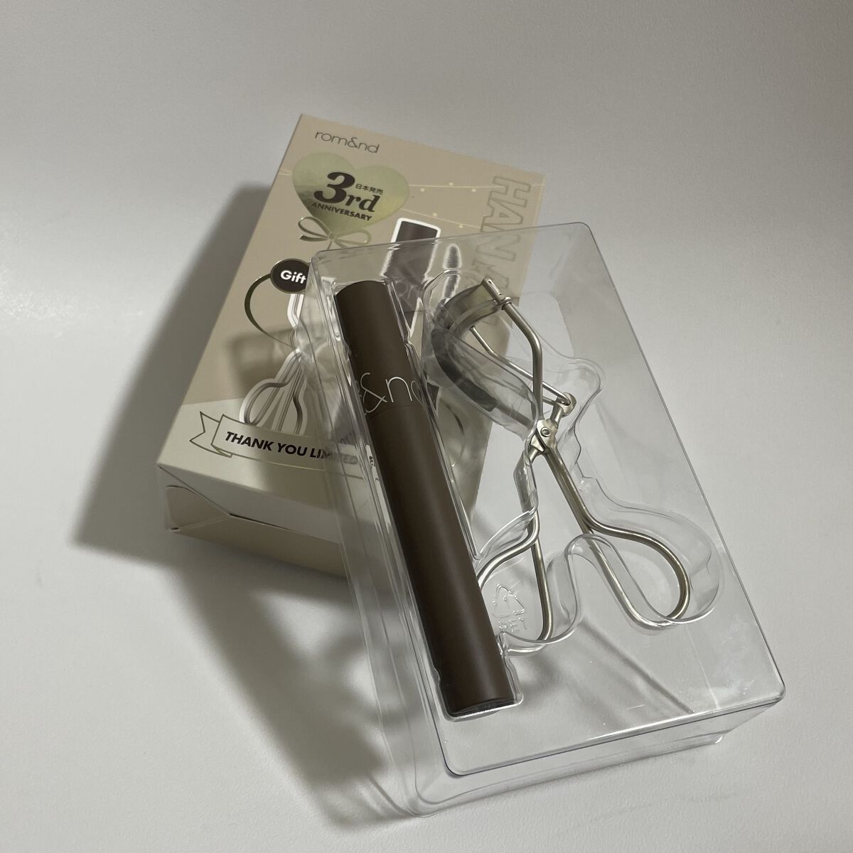 ジューシーラスティングティント/rom&nd/リップティントを使ったクチコミ（3枚目）