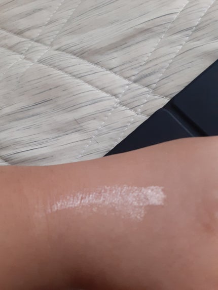 S.N on LIPS 「DAISOのリキッドラメメリットピンクは大粒のラメが入っててベ..」(7枚目)