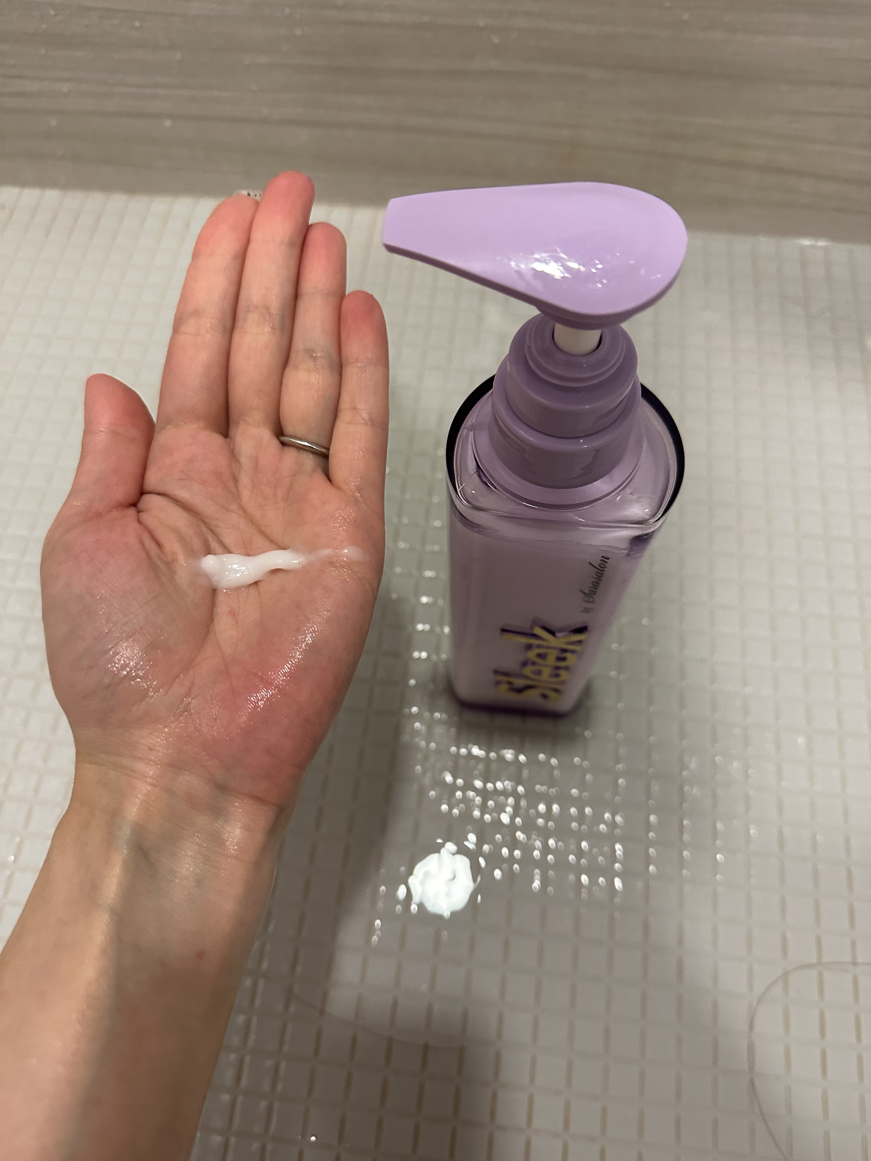 スリークバイサラサロン ナイトケアセラム シャンプー/トリートメント/スリーク by サラサロン/市販シャンプーを使ったクチコミ（3枚目）