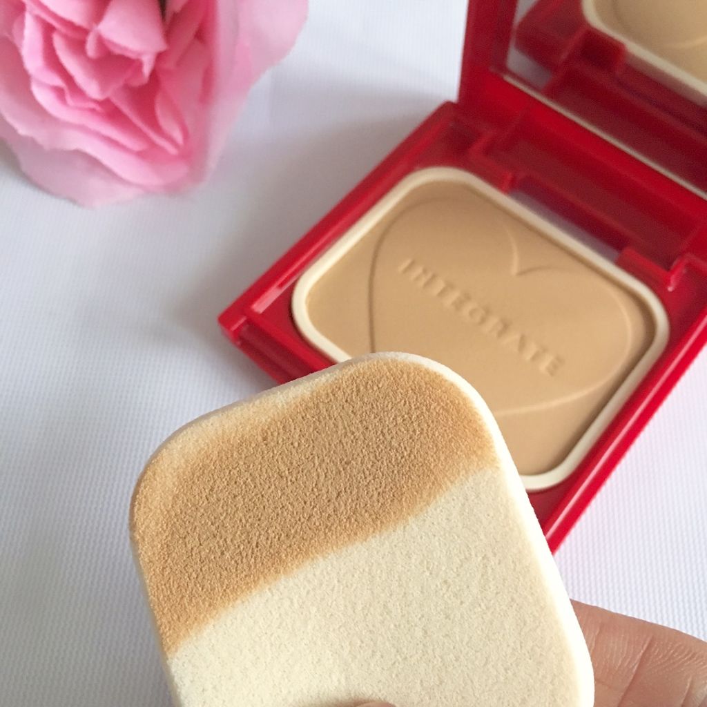 プロフィニッシュファンデーション オークル30/インテグレート/パウダーファンデーションを使ったクチコミ（2枚目）