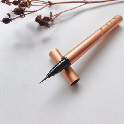 スキルレスライナー/LUMIURGLAS/リキッドアイライナーを使ったクチコミ(4枚目)