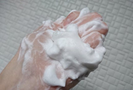 クレイ&ソーダパウダーインディープクレンジングフォーム/株式会社イヴ/洗顔フォームを使ったクチコミ(6枚目)