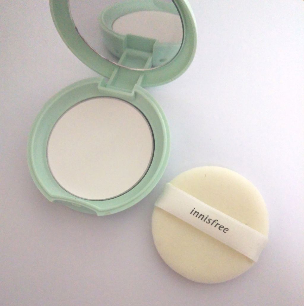 ノーセバム ミネラルパクト N/innisfree/プレストパウダーを使ったクチコミ（2枚目）