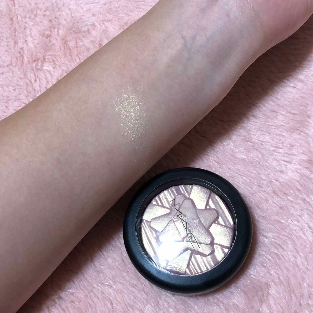 シャイニー プリティ シングス グロウ ゲッター【ホリデーコレクション 2018】/M・A・C/メイクアップキットを使ったクチコミ（2枚目）