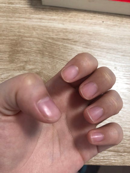 ファンデーションカラーズ/キャンメイク/マニキュアを使ったクチコミ(2枚目)