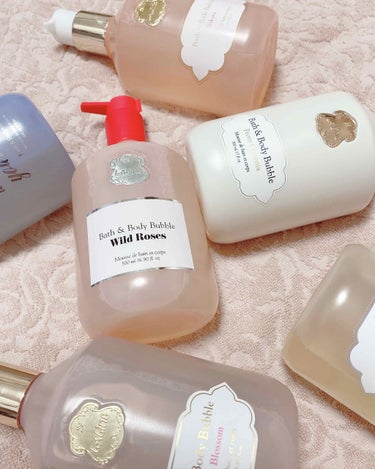 Laline ベストウィッシュ バス＆ボディバブルのクチコミ「Laline Bath & Body Bubble

Wild Roses★
Peony Ga.....」（1枚目）