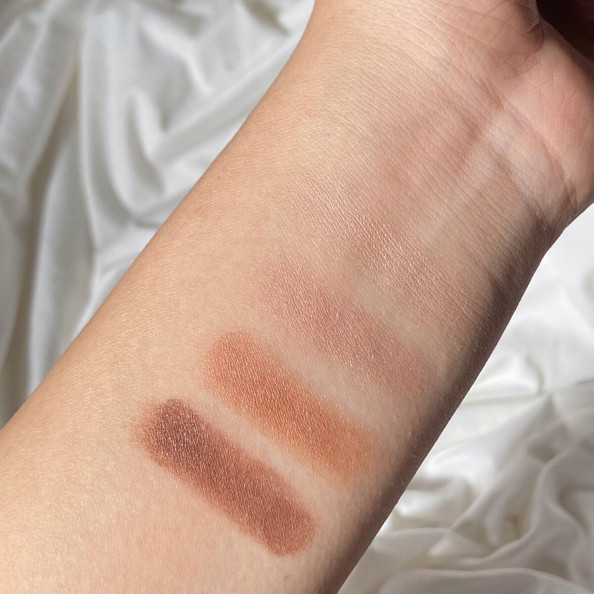 スキニーリッチシャドウ/excel/アイシャドウパレットを使ったクチコミ(3枚目)