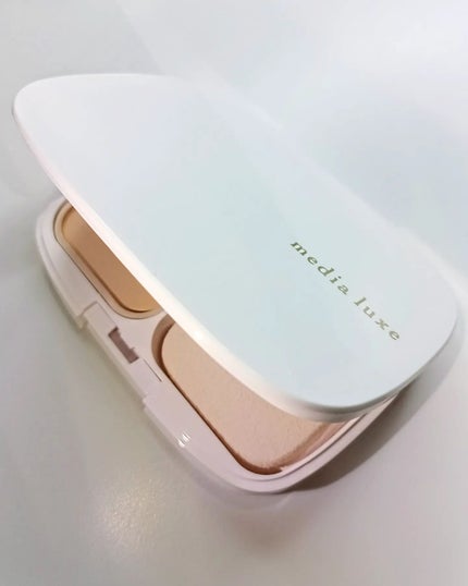パウダーファンデーション/media luxe/パウダーファンデーションを使ったクチコミ(2枚目)