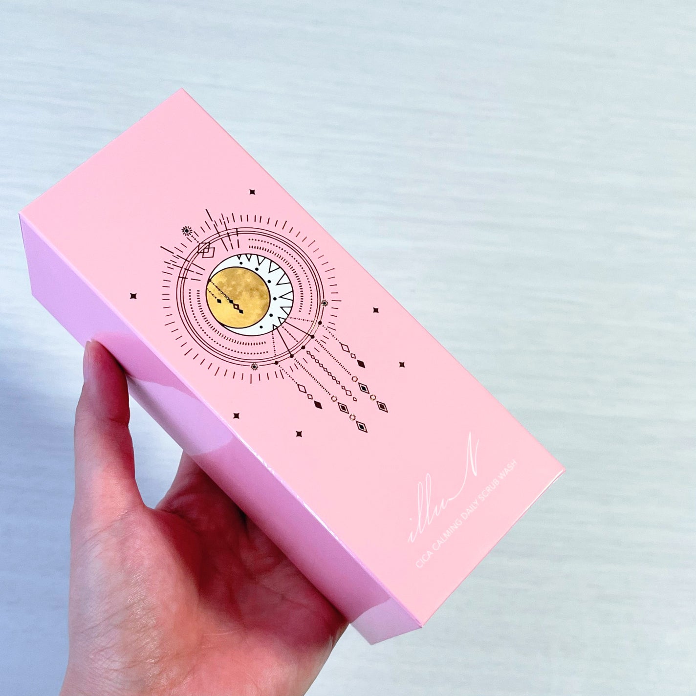 シカカーミングデイリースクラブウォッシュ/illuN/ボディスクラブを使ったクチコミ(8枚目)