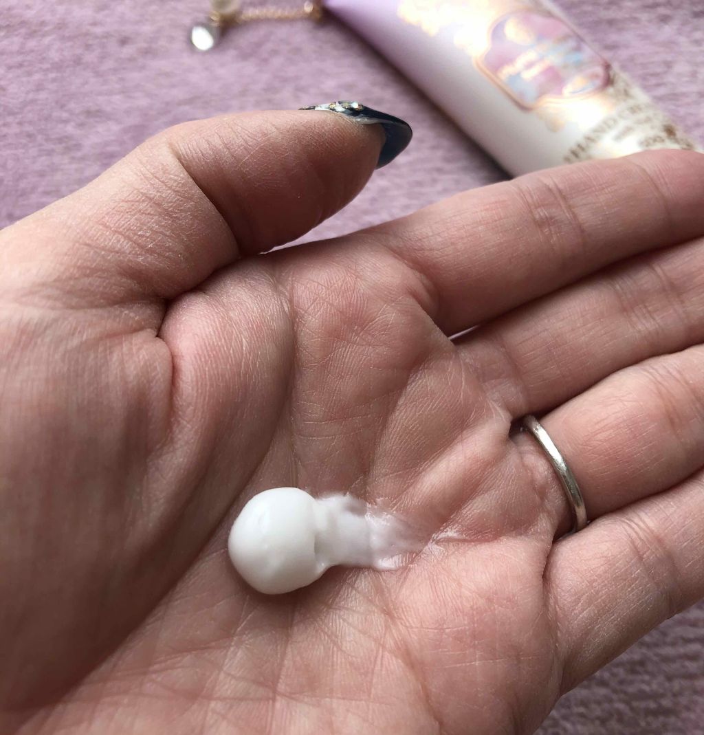 プルームブラン スウィートリベリー フレグランスハンドクリーム ウィズネイル/JOUL’S VERNI/ハンドクリームを使ったクチコミ（3枚目）