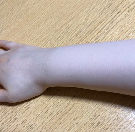 ナチュラルホワイトニング ミネラルパウダーサンスクリーン(ポンポンタイプ) クリアピンク/MiMC/日焼け止めパウダーを使ったクチコミ(1枚目)