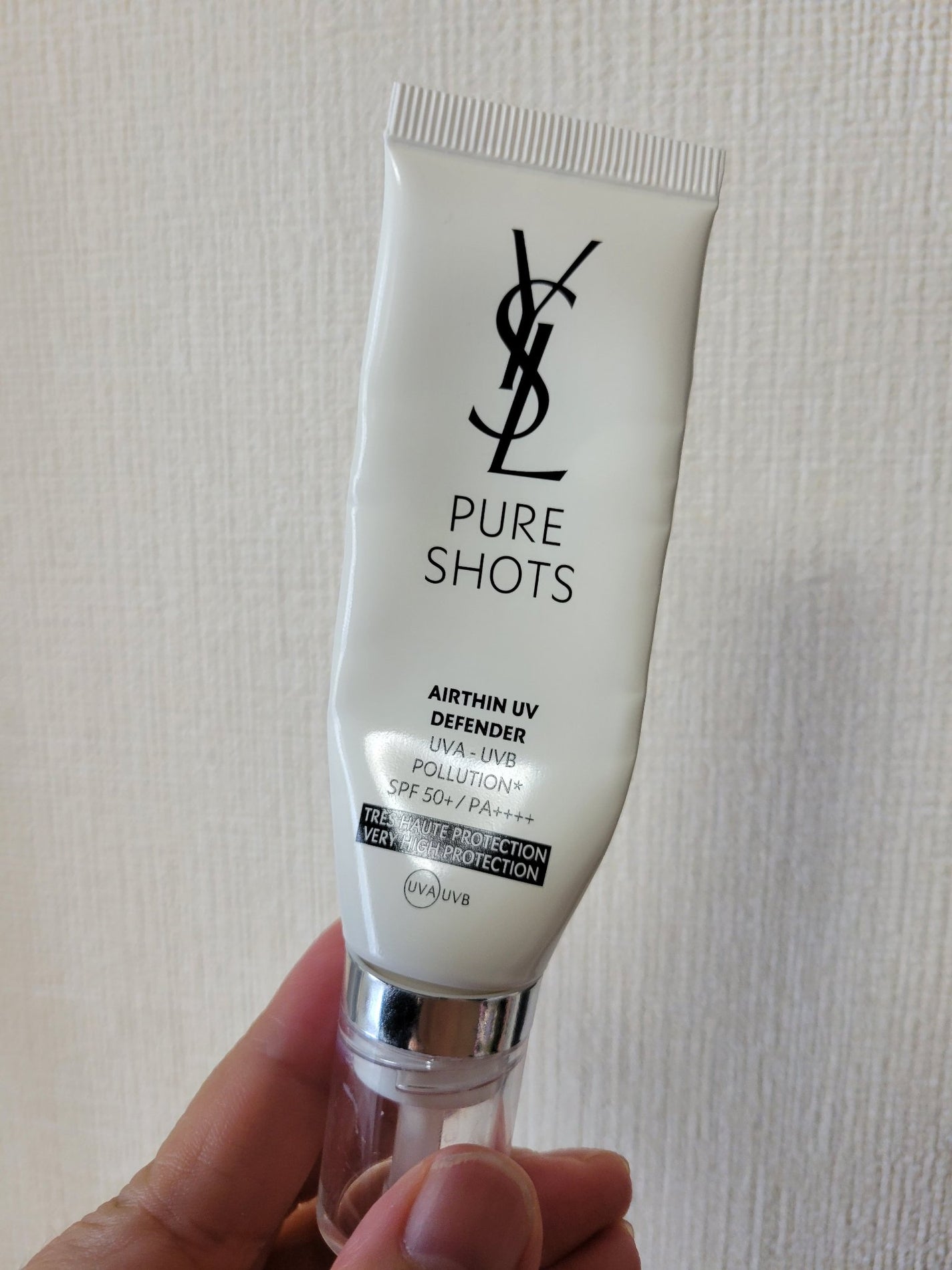 ピュアショット エアリーライト UV50/YVES SAINT LAURENT BEAUTE/日焼け止めミルクを使ったクチコミ(1枚目)