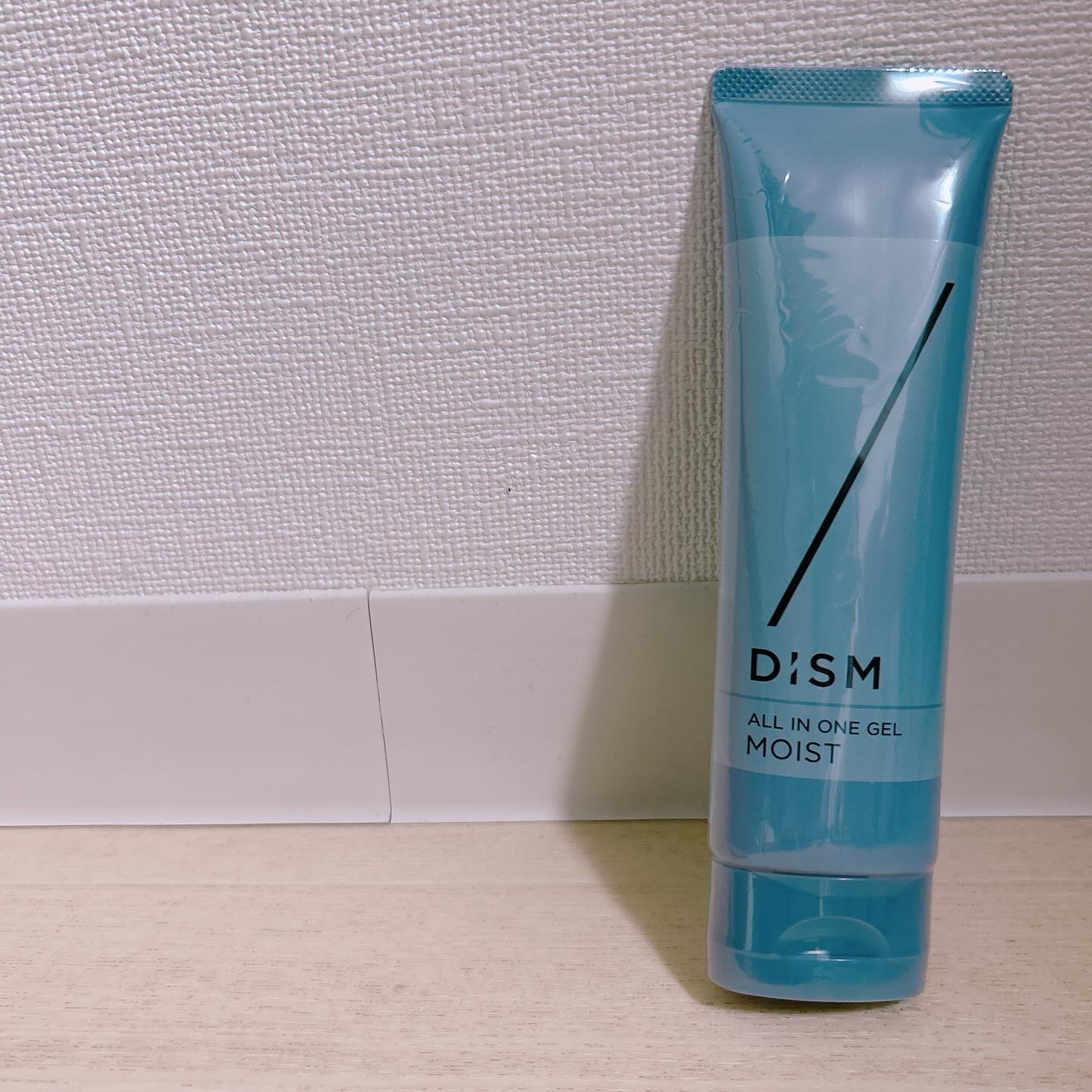 ディズム オールインワンジェル モイスト [しっとりタイプ]/DISM/オールインワン化粧品を使ったクチコミ（3枚目）