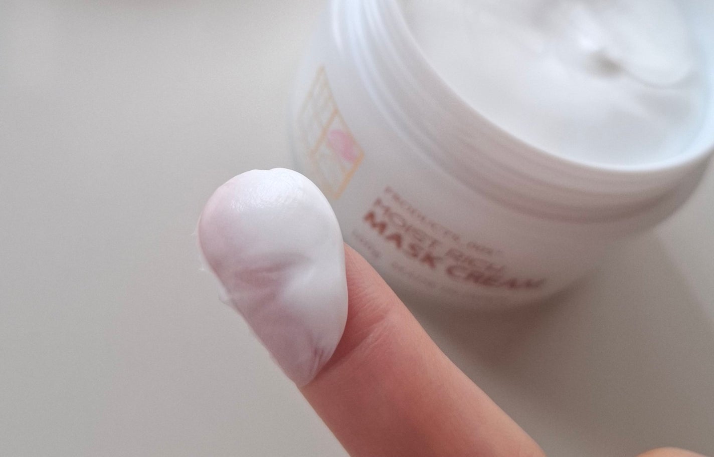 モイストリッチマスククリーム /世田谷コスメ/化粧下地を使ったクチコミ(3枚目)