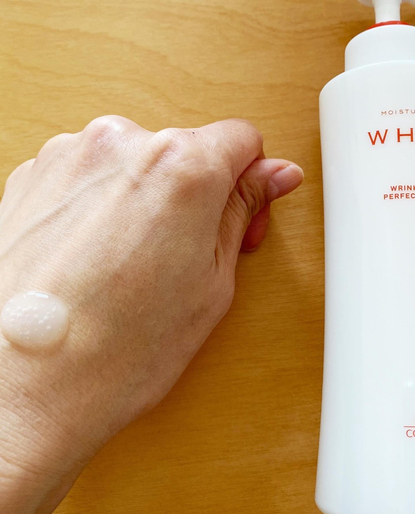 モイスチュアマイルドホワイトリンクルケア パーフェクトエッセンス/モイスチュアマイルド ホワイト/オールインワン化粧品を使ったクチコミ(2枚目)