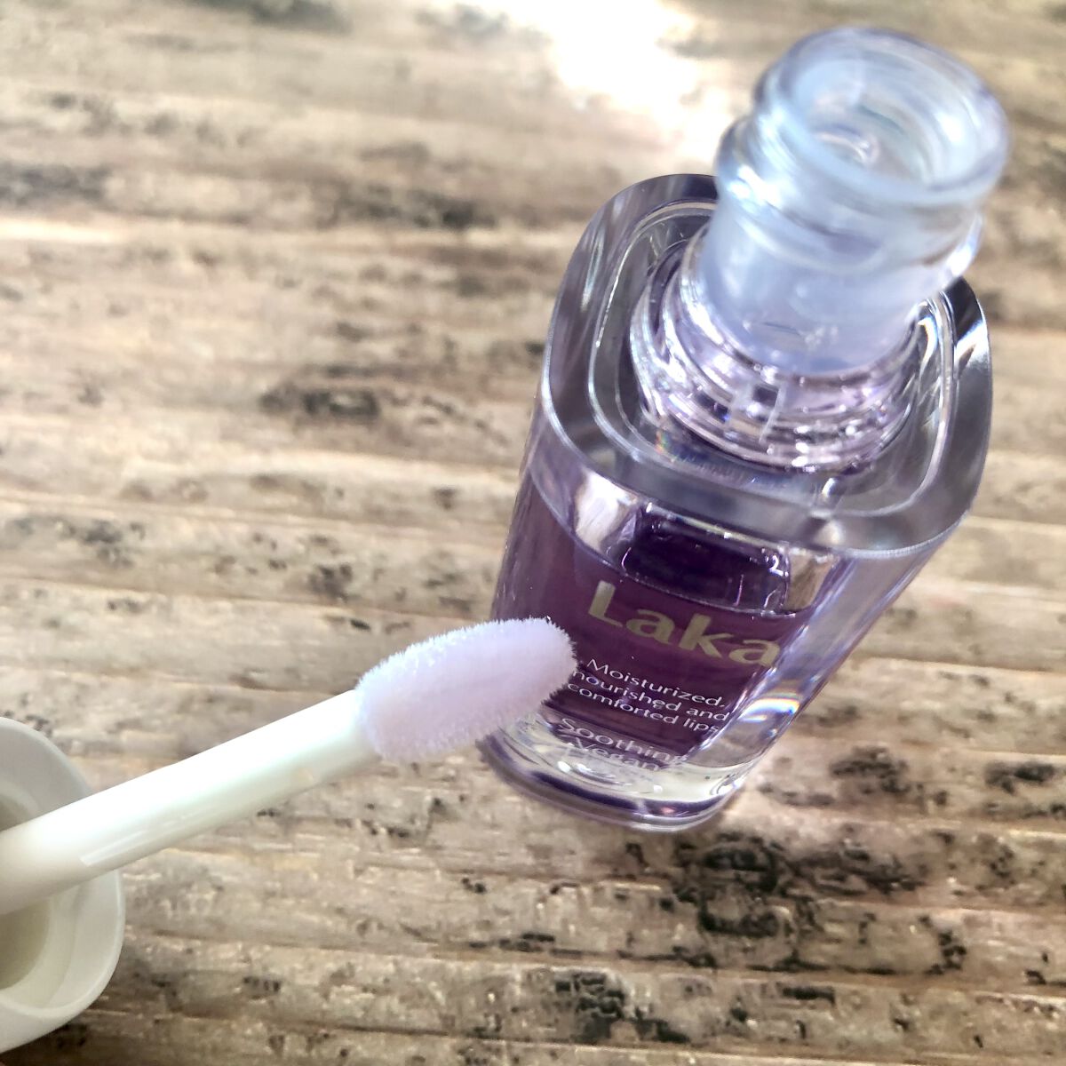 スージングヴィーガンリップオイル/Laka/リップオイルを使ったクチコミ（3枚目）