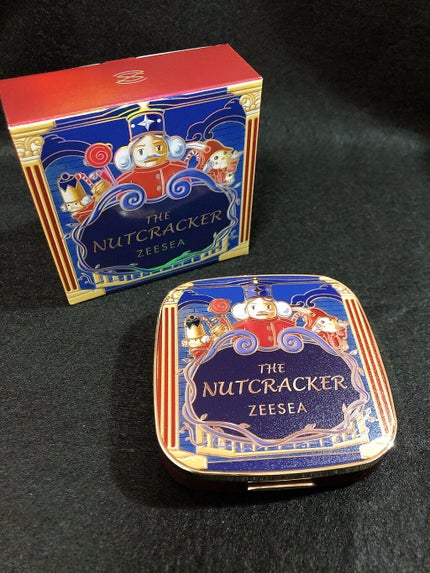 ZEESEA くるみ割り人形「ゼロ」粉感シルキーコンパクトパウダー/ZEESEA/プレストパウダーを使ったクチコミ(3枚目)