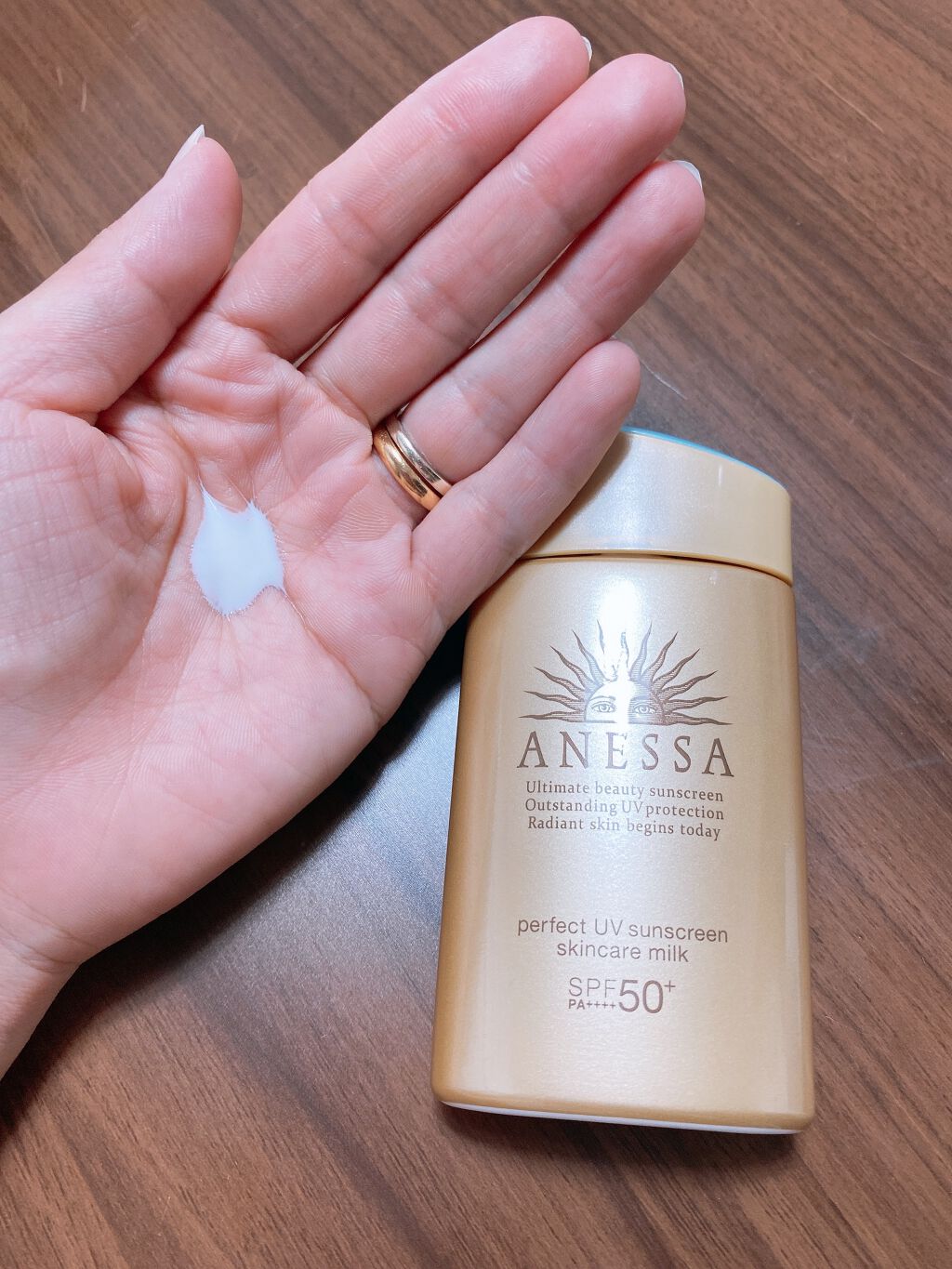 パーフェクトUV スキンケアミルク a/アネッサ/日焼け止め・UVケアを使ったクチコミ（2枚目）