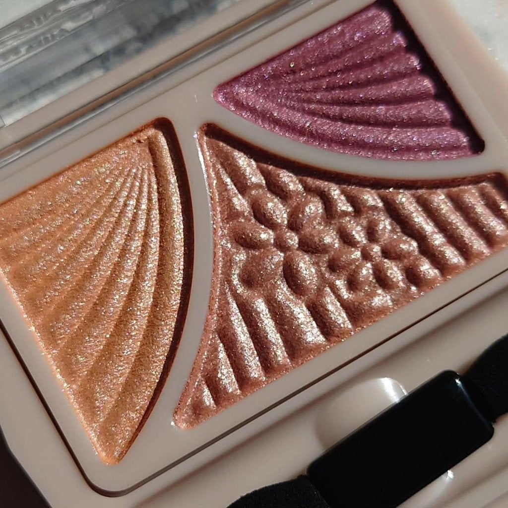 ジューシーピュアアイズ/キャンメイク/アイシャドウパレットを使ったクチコミ(3枚目)