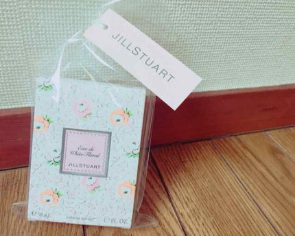 ジルスチュアート リラックス オード ホワイトフローラル/JILL STUART/香水(レディース)を使ったクチコミ(1枚目)