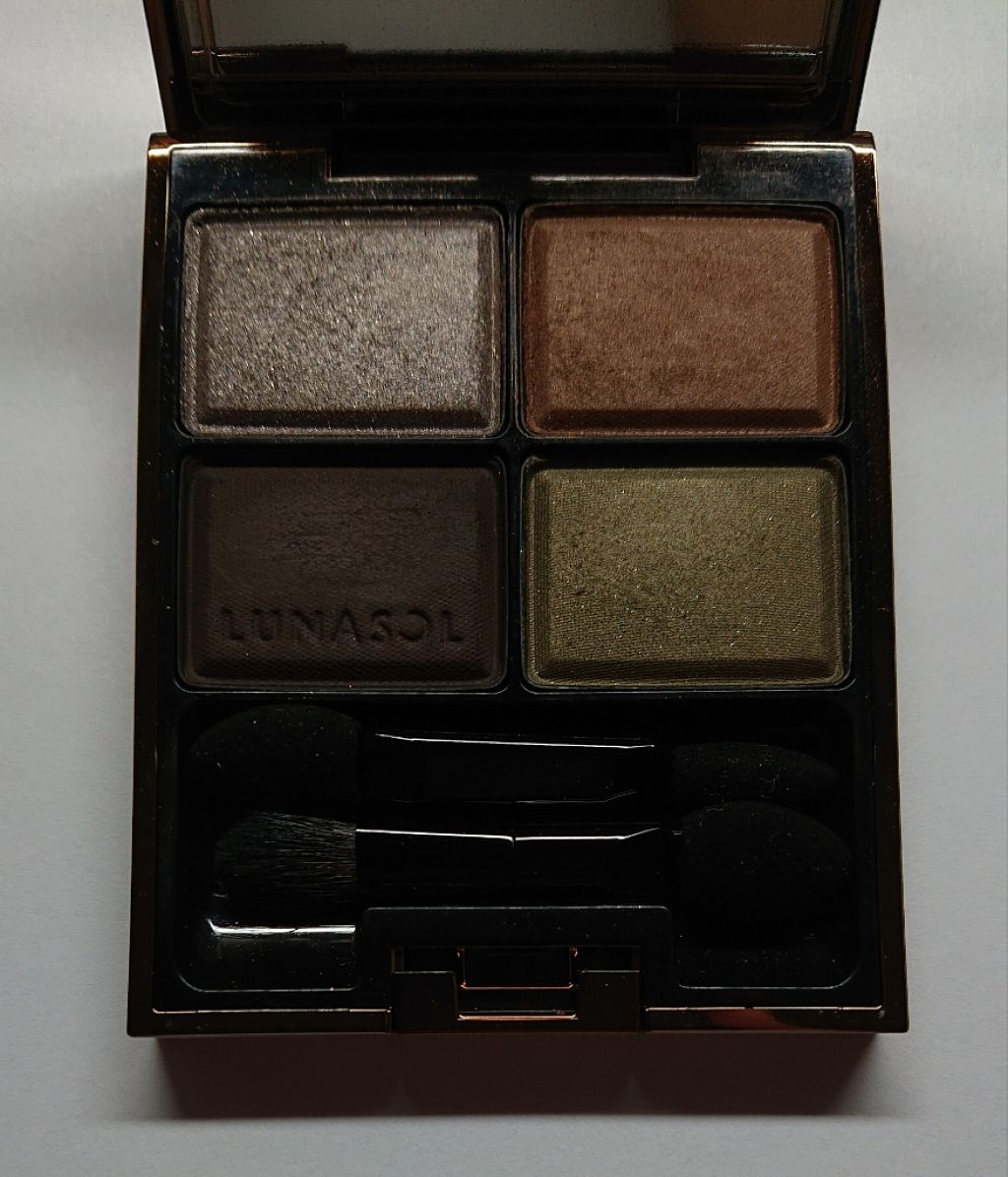 ニュアンスシェイドアイズ/LUNASOL/アイシャドウパレットを使ったクチコミ（1枚目）