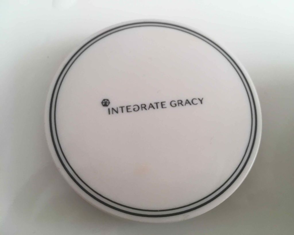 エッセンスパウダーBB/グレイシィ/プレストパウダーを使ったクチコミ(1枚目)