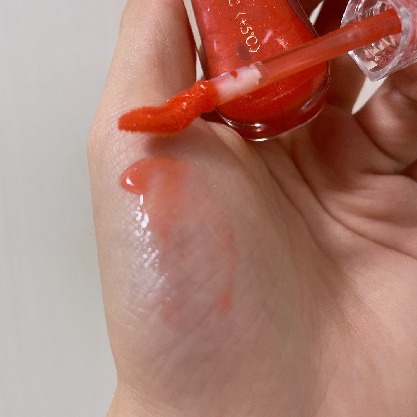 38°C / 99°F リップトリートメント (リップ美容液)/UZU BY FLOWFUSHI/リップケアを使ったクチコミ(2枚目)