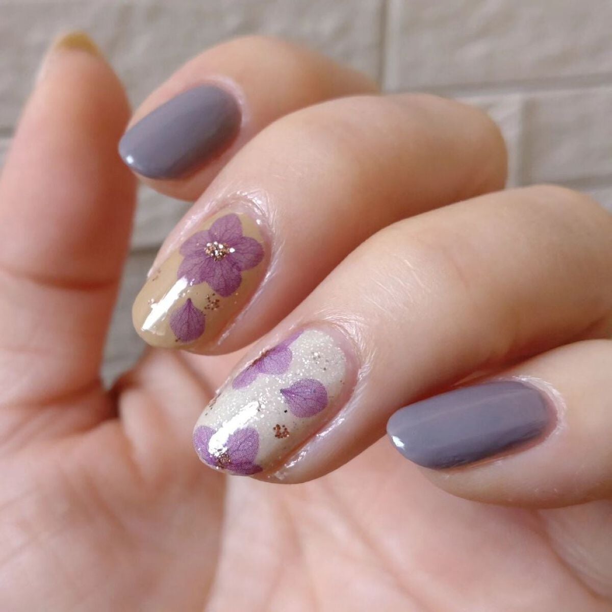 ミルクティ on LIPS 「✴✴#花びらネイル🌸✴✴SÖPÖ(@sopo_cosmetic..」(1枚目)