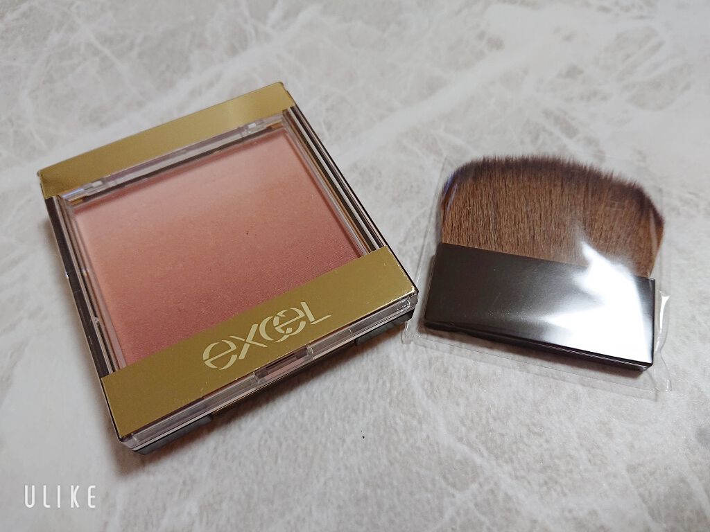 オーラティック ブラッシュ/excel/パウダーチークを使ったクチコミ（1枚目）