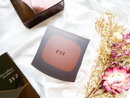 イルミネーティング パウダーファンデーション/est/パウダーファンデーションを使ったクチコミ(1枚目)