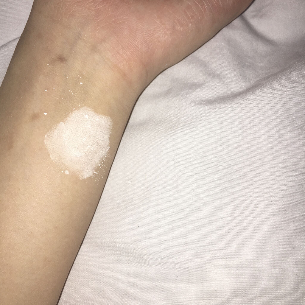 アニューム セバム コントロール パウダー/saat insight/ルースパウダーを使ったクチコミ（2枚目）