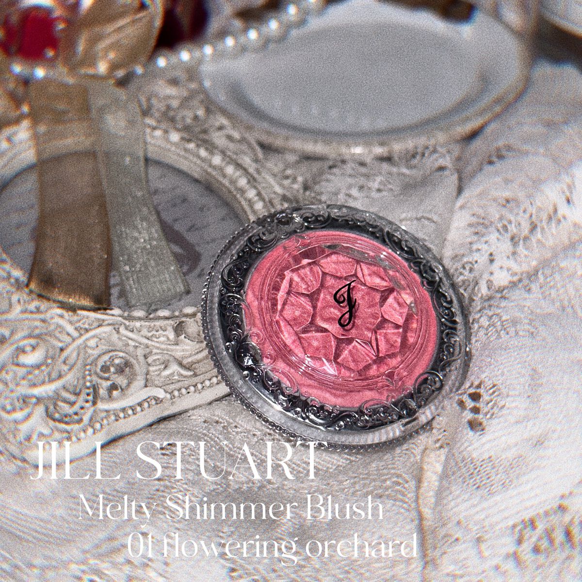 ジルスチュアート　メルティシマー ブラッシュ  01 flowering orchard/JILL STUART/パウダーチークを使ったクチコミ（2枚目）