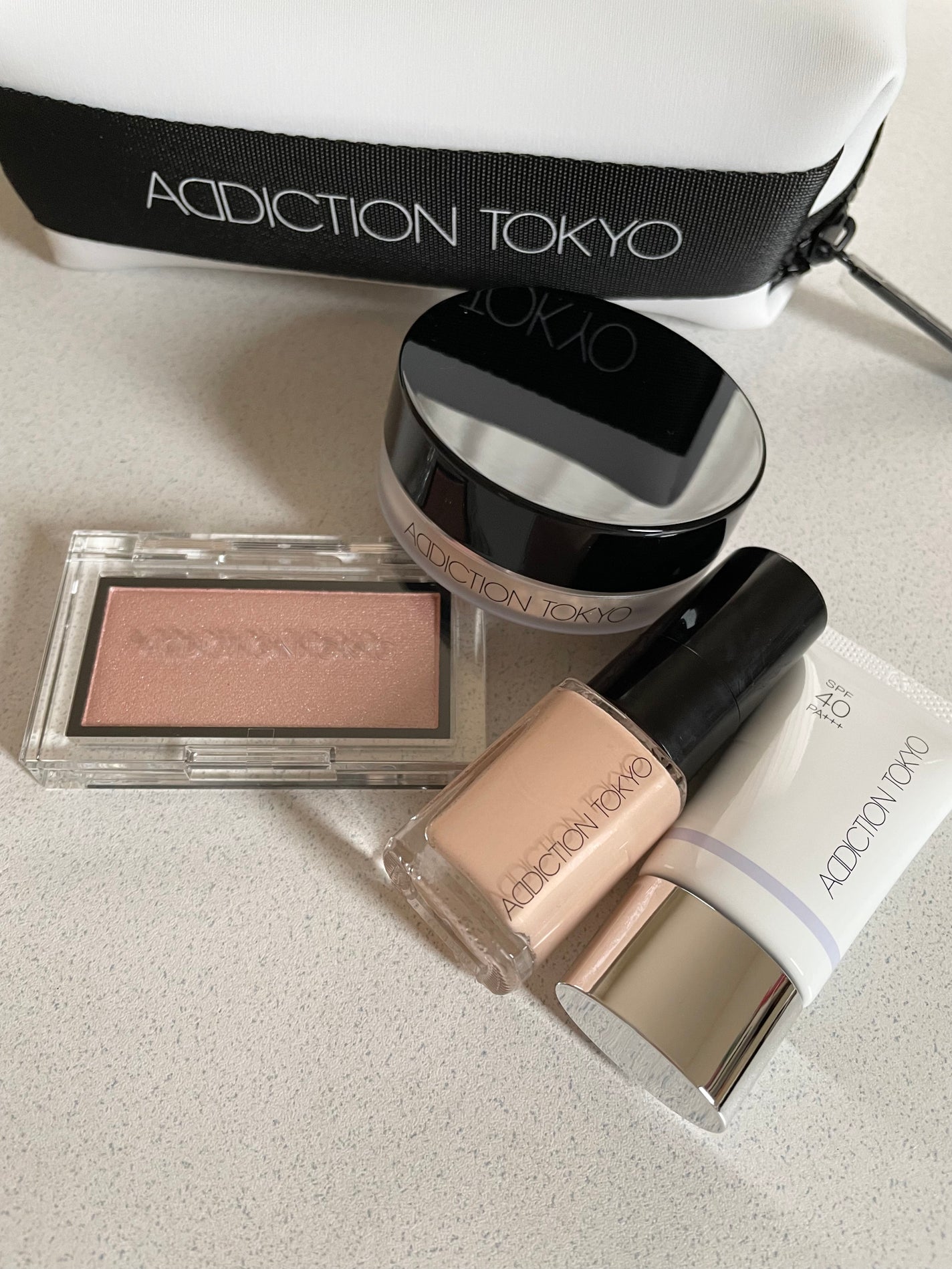 ホリデー アディクション ベースメイクアップ コレクション/ADDICTION/メイクアップキットを使ったクチコミ(1枚目)