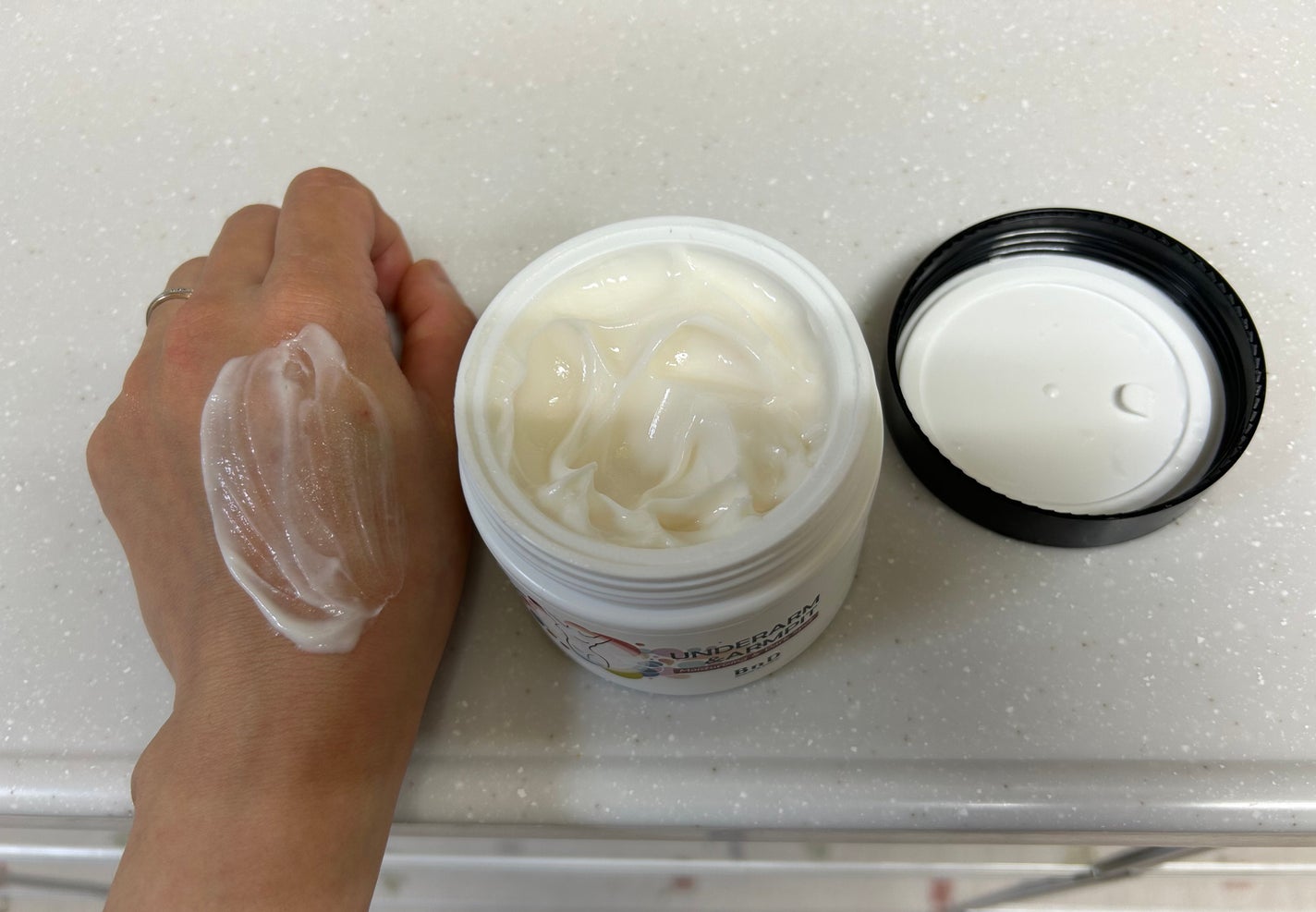 BnDアンダーアームクリーム(ボディクリーム)/BnD/デリケートゾーンケアを使ったクチコミ(4枚目)