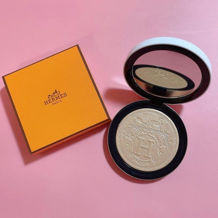 プードル オルフェーヴル フェイス&アイ イルミネイティングパウダー/エルメス/プレストパウダーを使ったクチコミ(1枚目)