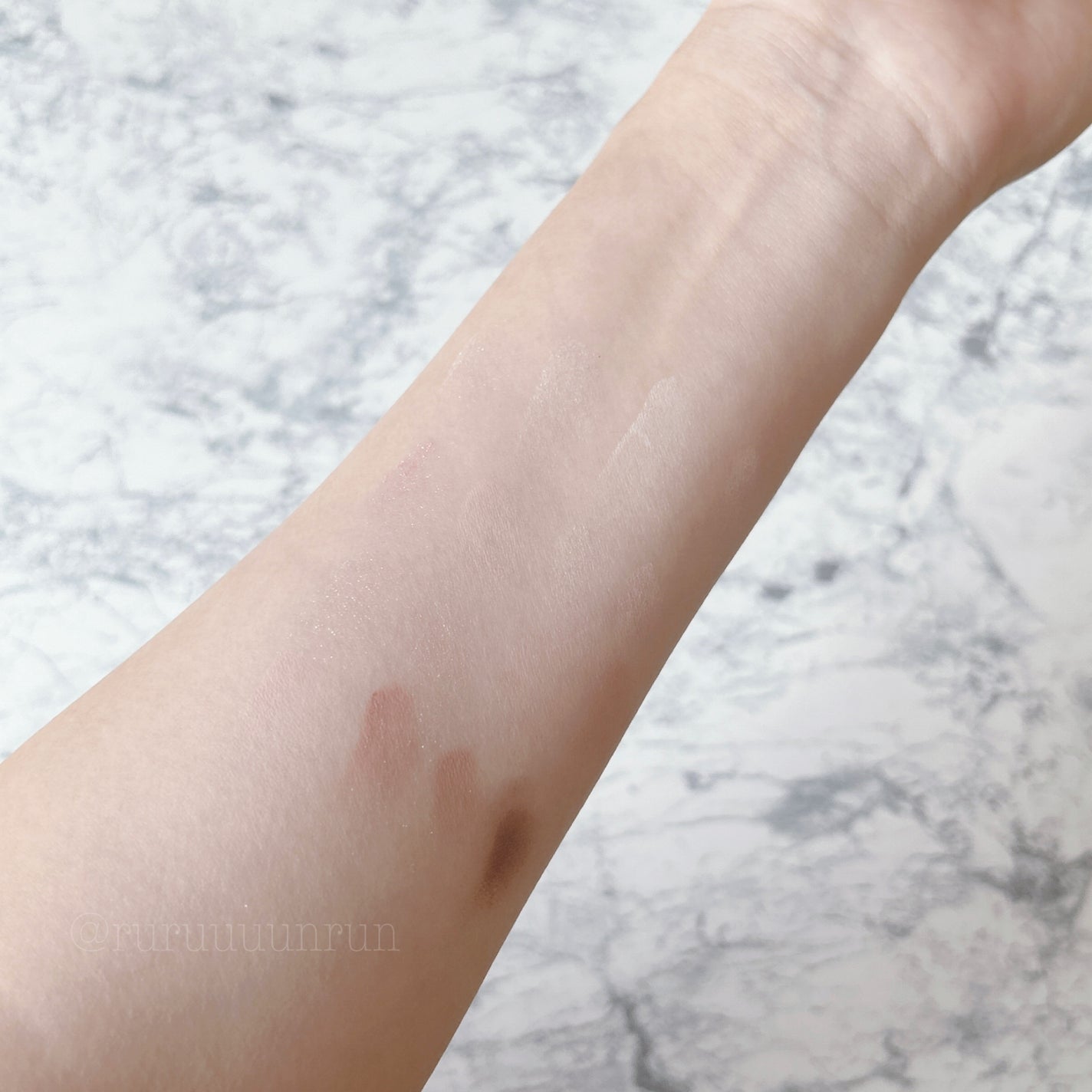 ソフトブラーリングアイパレット/wakemake/アイシャドウパレットを使ったクチコミ(3枚目)