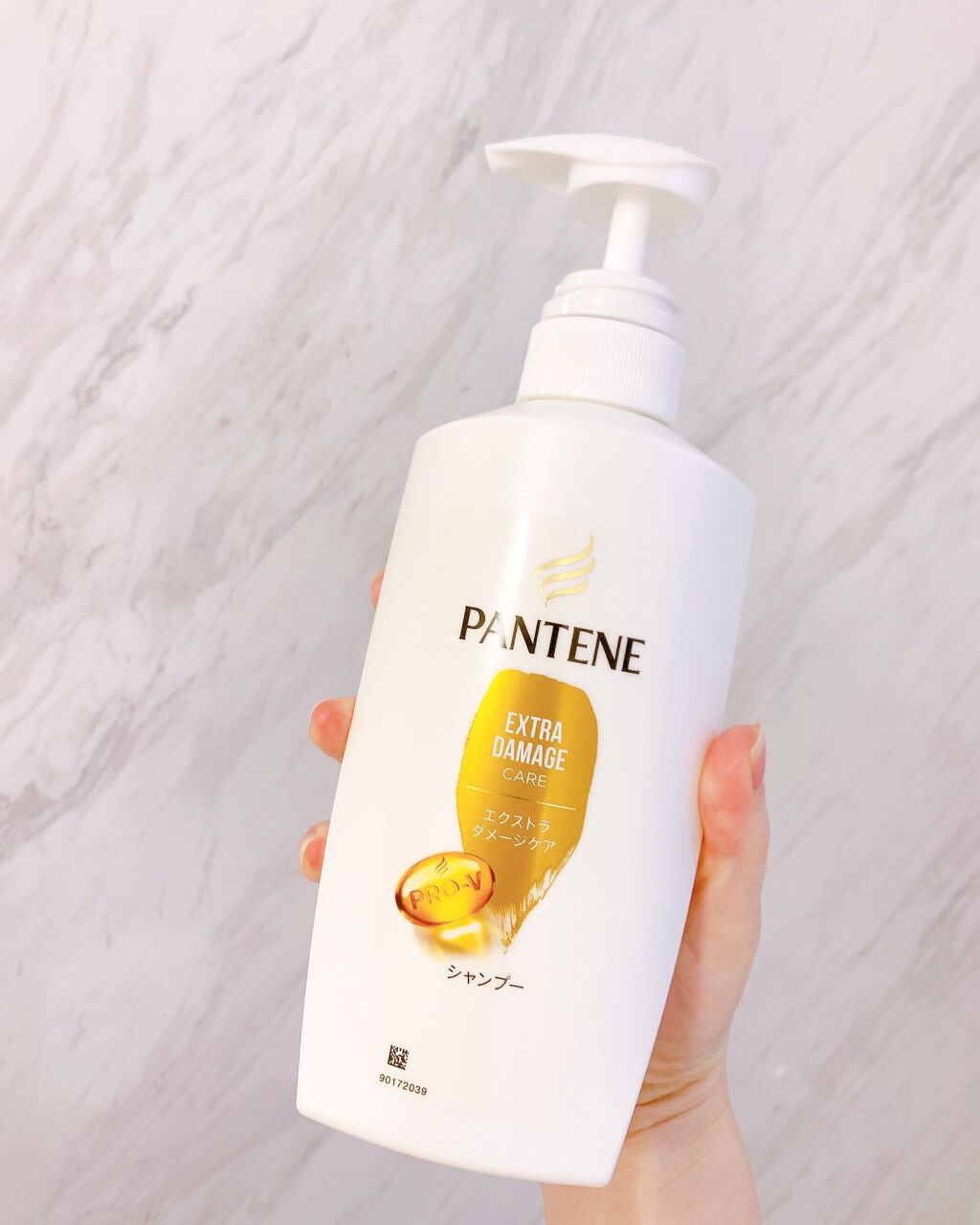 日高 on LIPS 「毎日のドライヤー、コテ、ヘアアイロン。切れ毛や枝毛等のダメージ..」(3枚目)