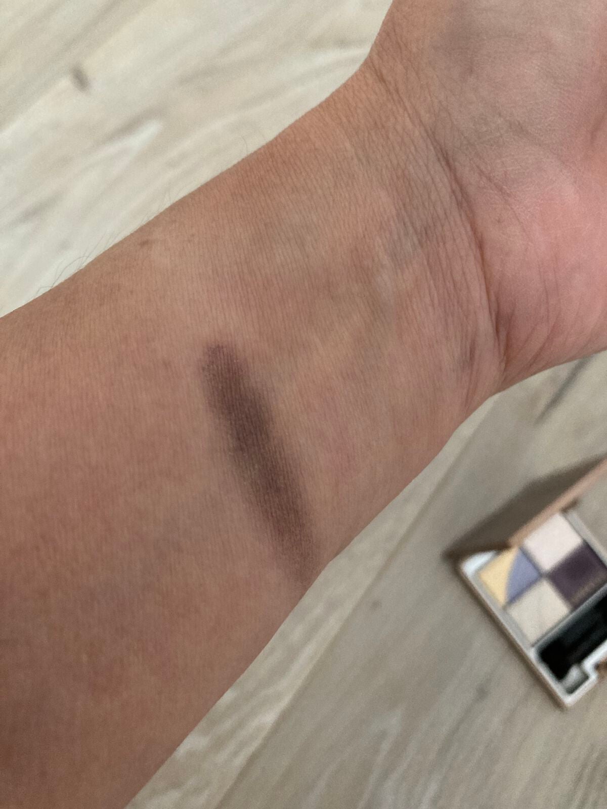 カラフルスカイアイズ/LUNASOL/アイシャドウパレットを使ったクチコミ(3枚目)