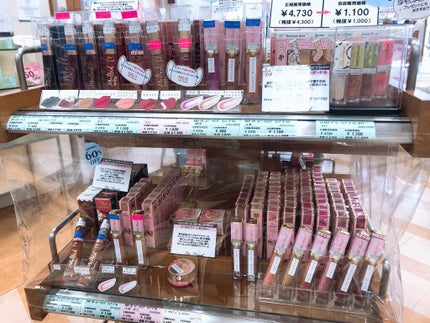 リッチ&ダズリン ハイシャイン スパークリング リップグロス ホリデー セット/Too Faced/メイクアップキットを使ったクチコミ(2枚目)