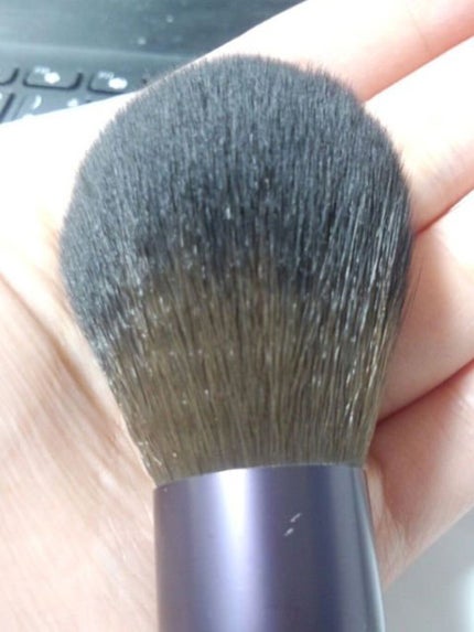 マスター パウダー ブラシ/innisfree/メイクブラシを使ったクチコミ(5枚目)