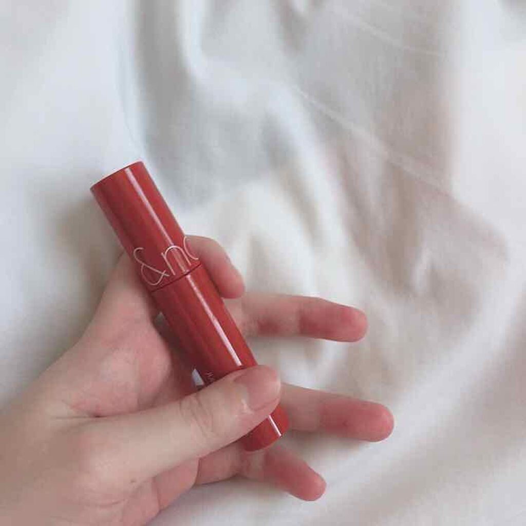 ジューシーラスティングティント/rom&nd/リップティントを使ったクチコミ(1枚目)