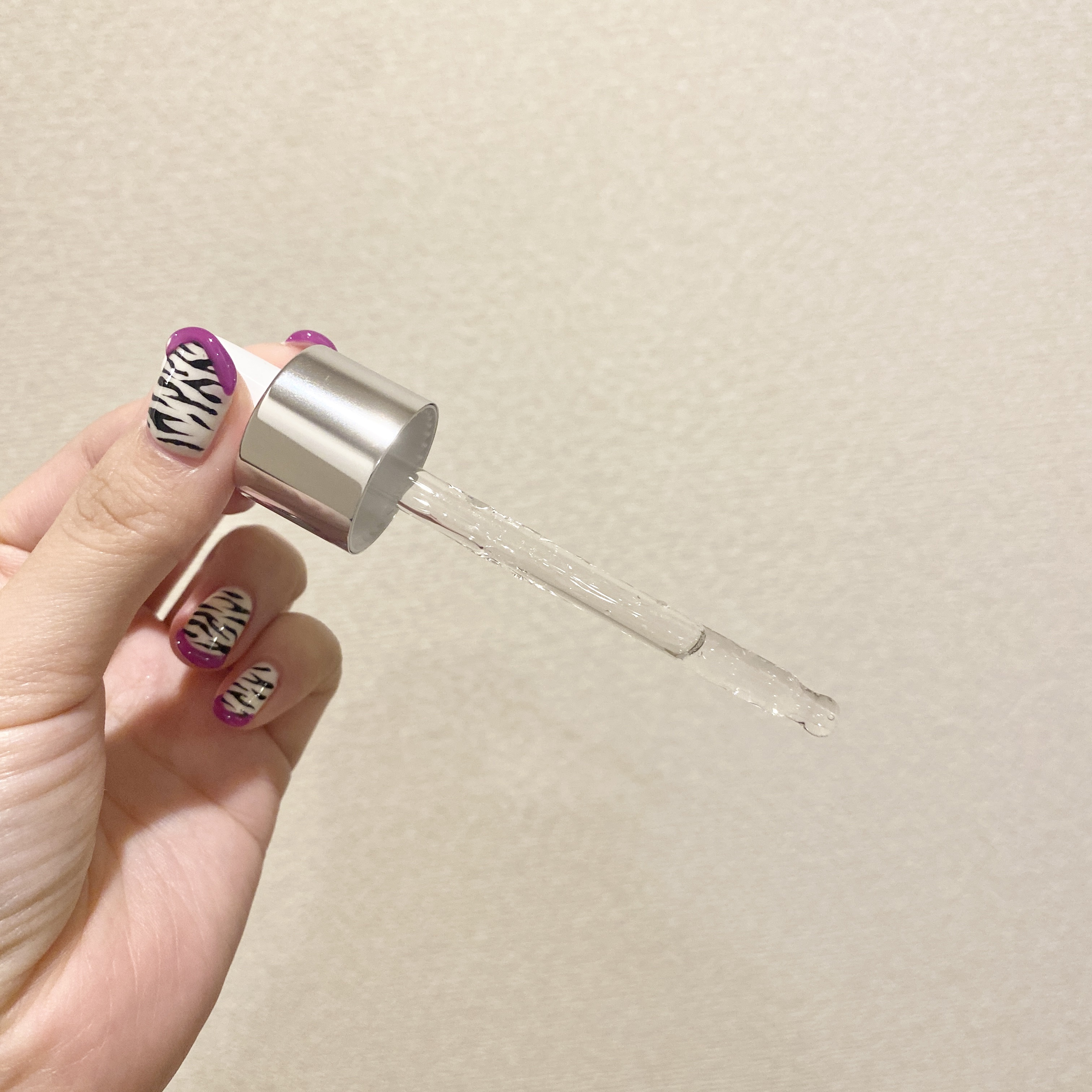 Tranexamic Acid Niacinamide/コスデバハ/美容液を使ったクチコミ（3枚目）