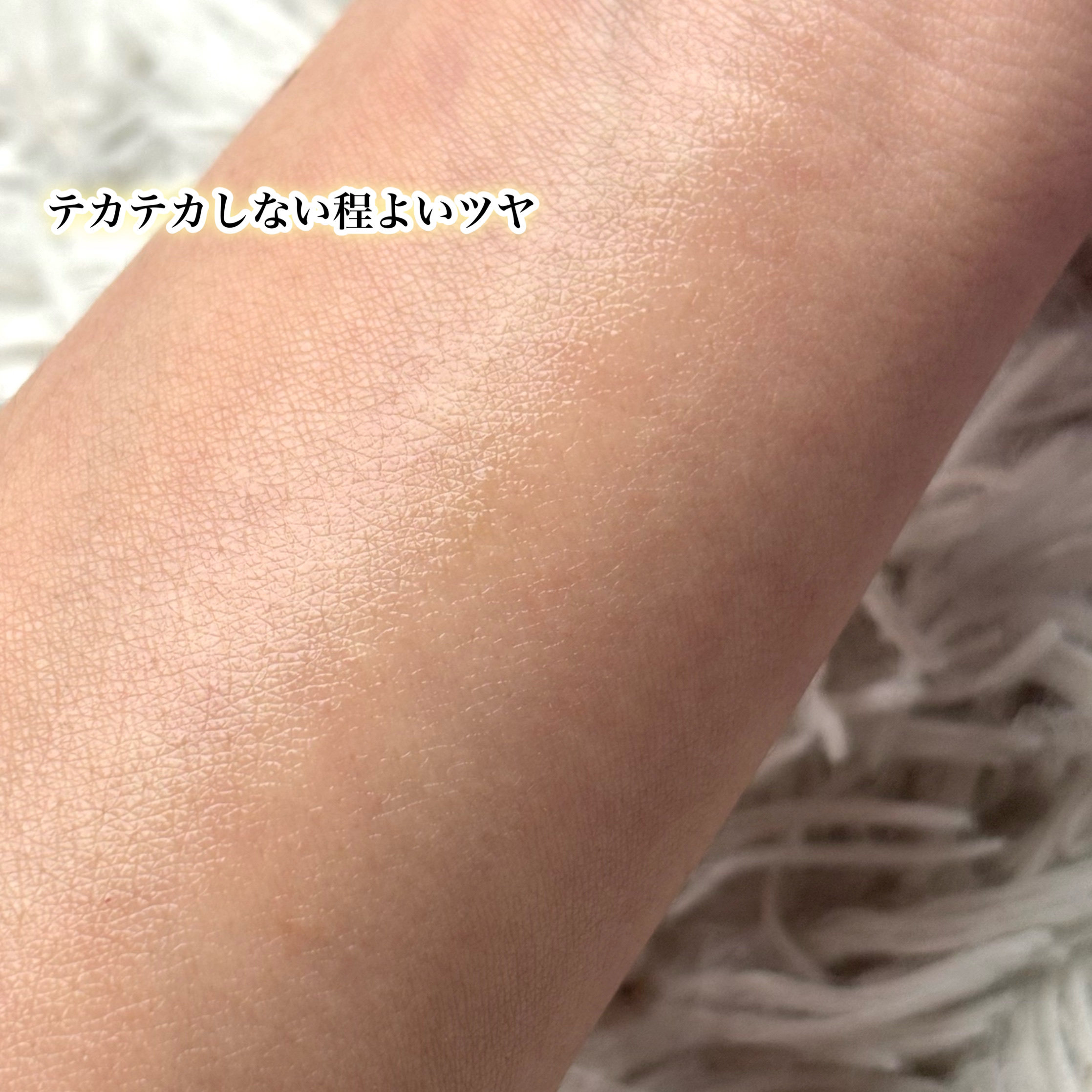 コラーゲンモイスチャーコアスティック/illuN/美容液を使ったクチコミ（3枚目）