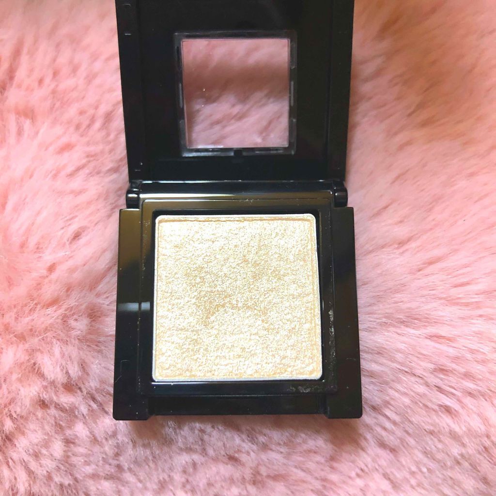 ヴィセ アヴァン シングルアイカラー/Visée/単色アイシャドウを使ったクチコミ（2枚目）